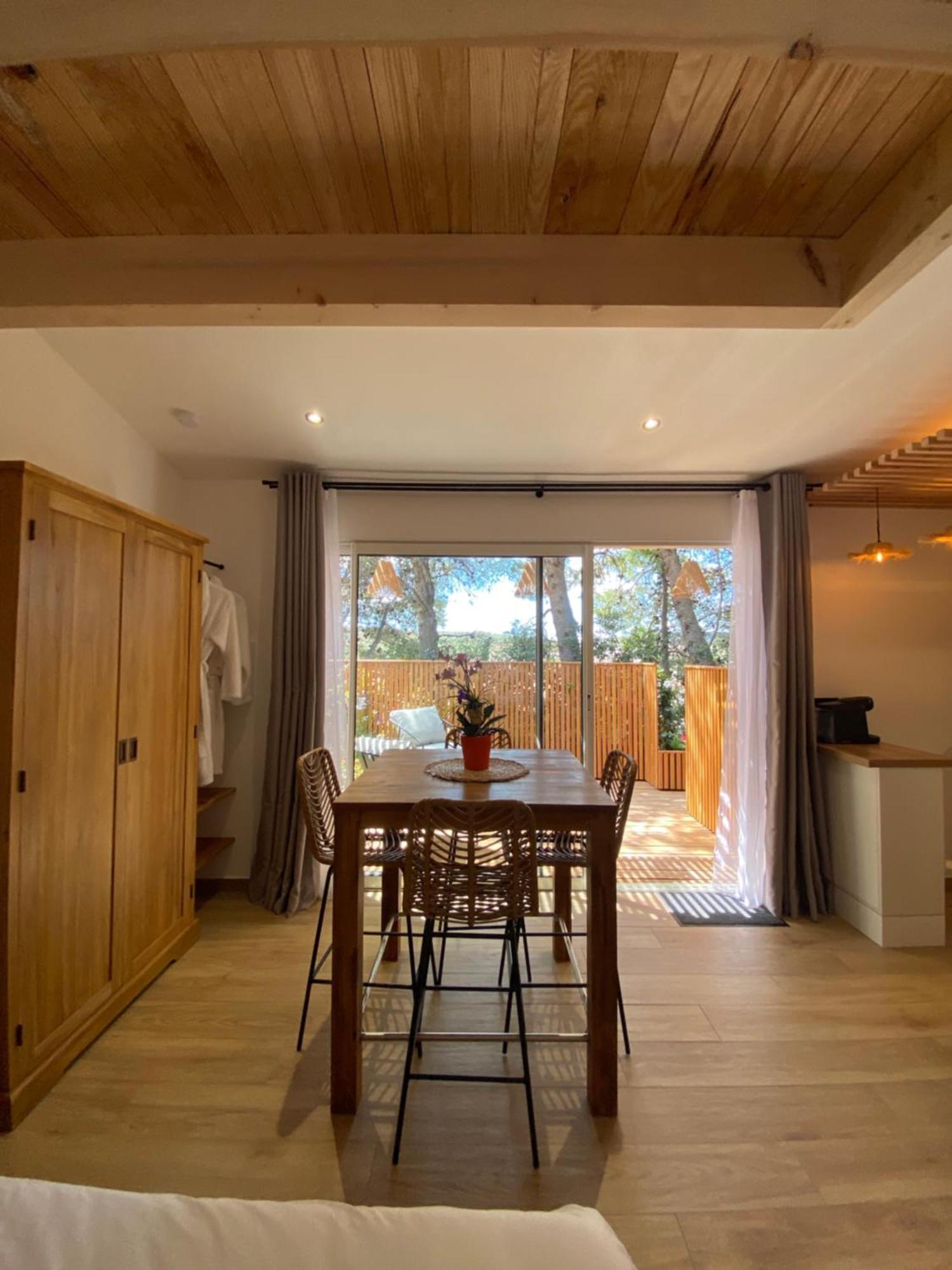 Les Jardins De L'Oustal Villa นาร์บอนน์ ห้อง รูปภาพ